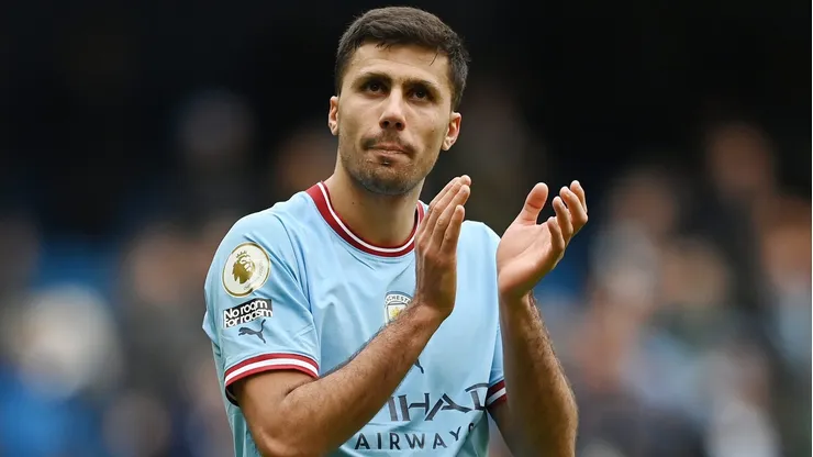 Real Madrid deixa Rodri no passado e decide fechar com outro grande meio-campista (Photo by Michael Regan/Getty Images)