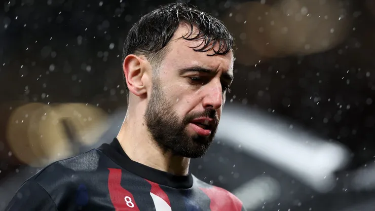 Bruno Fernandes causa arrependimento no Manchester United. Foto: Alex Livesey