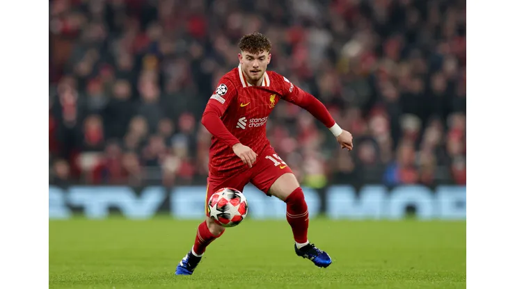 Harvey Elliott em campo pelo Liverpool (Photo by Carl Recine/Getty Images)