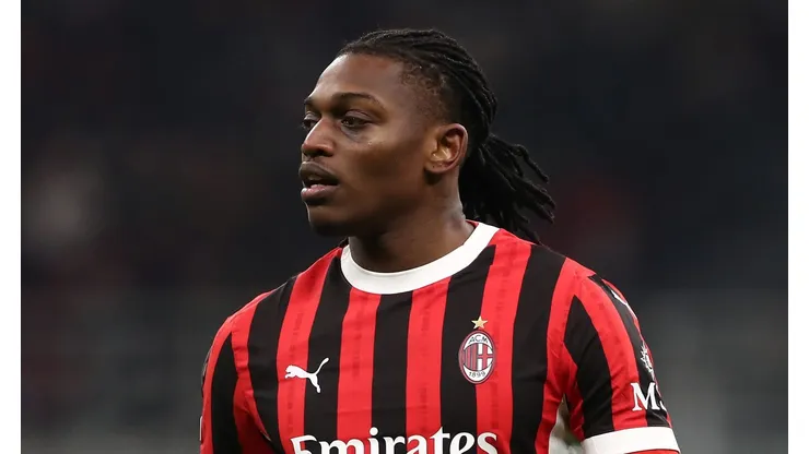 Chelsea prepara proposta histórica para tirar Rafael Leão do Milan.