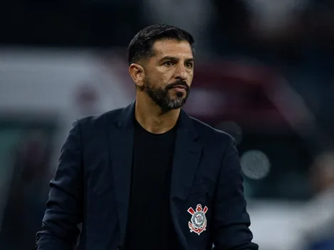 Corinthians: Emiliano Díaz critica torcida e defende desempenho do elenco