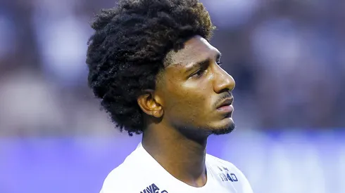 Talles Magno decide deixar o Corinthians e grande rival paulista pode ser o destino.