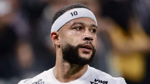 Titular do Corinthians cita Memphis Depay em projeção na Libertadores.
