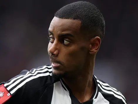 Alexander Isak busca acordo com a equipe do Barcelona