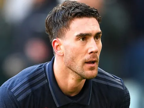 Aston Villa é o mais novo interessado em Dusan Vlahovic, alvo do Arsenal