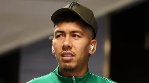 Roberto Firmino é bem avaliado pelo Flamengo. (Photo by Yasser Bakhsh/Getty Images)