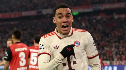 Musiala faz o dele na vitória do Bayern. Foto: Alexander Hassenstein/Getty Images