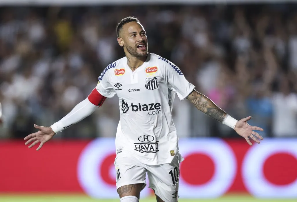 Neymar está de volta ao Peixe (Photo by Alexandre Schneider/Getty Images)