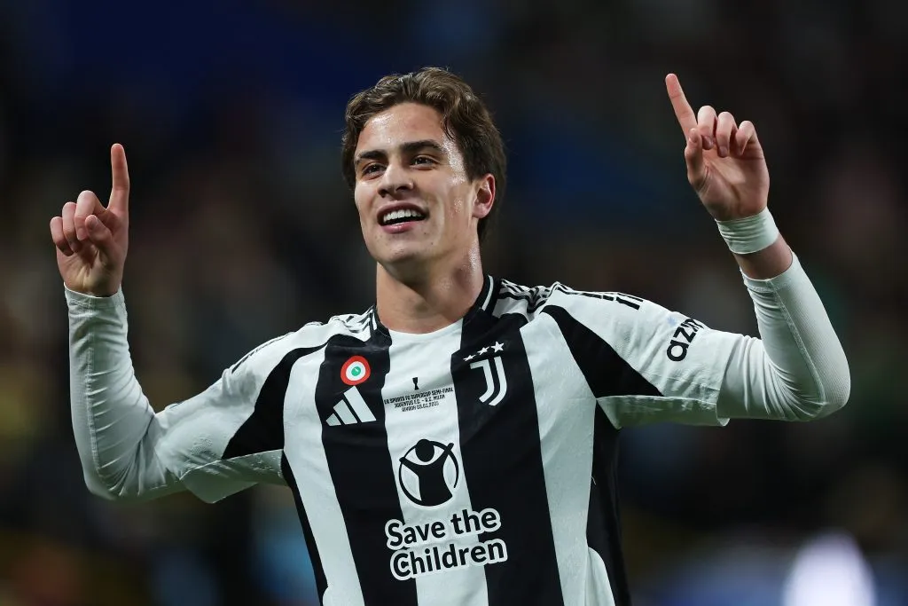 Kenan Yildiz é um grande alvo do Liverpool. A Juventus pode ser flexível para negociá-lo, segundo portal TuttoJuve.  (Photo by Yasser Bakhsh/Getty Images)