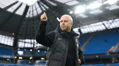 Arne Slot, técnico do Liverpool (Photo by Shaun Botterill/Getty Images)