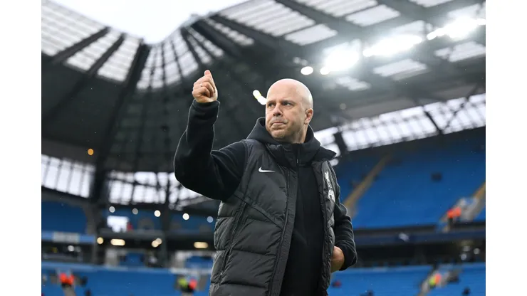 Arne Slot, técnico do Liverpool (Photo by Shaun Botterill/Getty Images)