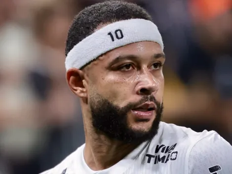 Alvo do PSV, Memphis Depay considera deixar o Corinthians