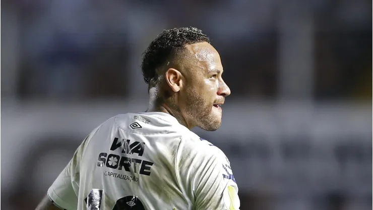 Em um mês, o Peixe registrou um crescimento histórico nas redes sociais, superando Palmeiras e São Paulo em seguidores. (Foto de Miguel SchincariolGetty Images)