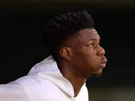 Tchouaméni decide ficar e jogar até como zagueiro