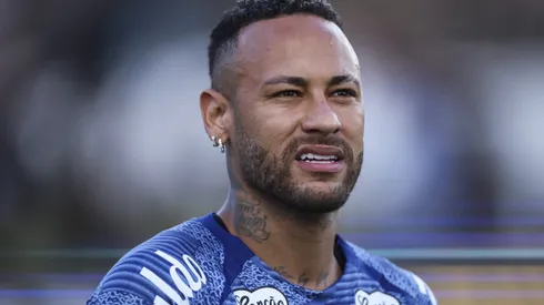 Neymar, camisa 10 do Santos em treinamento (Photo by Alexandre Schneider/Getty Images)