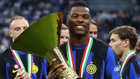 Denzel Dumfries, alvo do Manchester City. Foto: Marco Luzzani/Getty Images