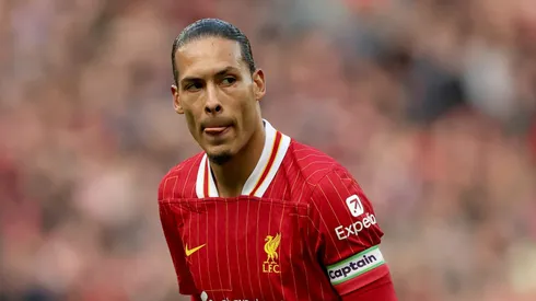 Liverpool pode dar adeus a Van Dijk após interesse de gigante de LaLiga.