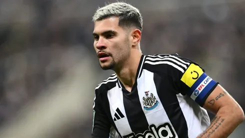Barcelona e Newcastle podem realizar troca de jogadores com Bruno Guimarães envolvido (Photo by Stu Forster/Getty Images)