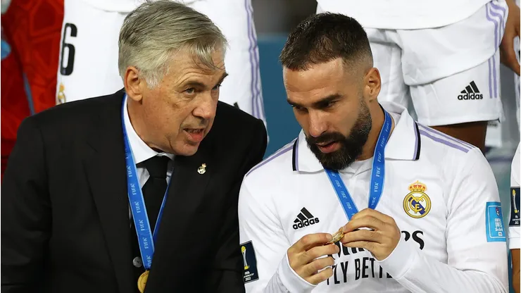 Ancelotti e Carvajal pelo Real Madrid . (Photo by Michael Steele/Getty Images)