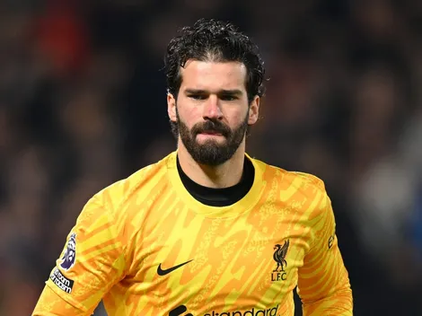 Alisson é criticado por não pegar pênaltis