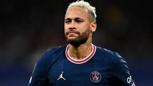 PSG contratou novo Neymar por 300 milhões de reais.