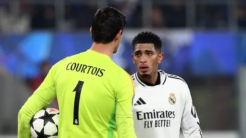 Real Madrid se classifica na Champions e líder fala sobre pênalti anulado.