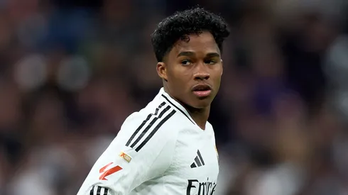 Pai de Endrick se manifesta após filho ter poucos minutos.