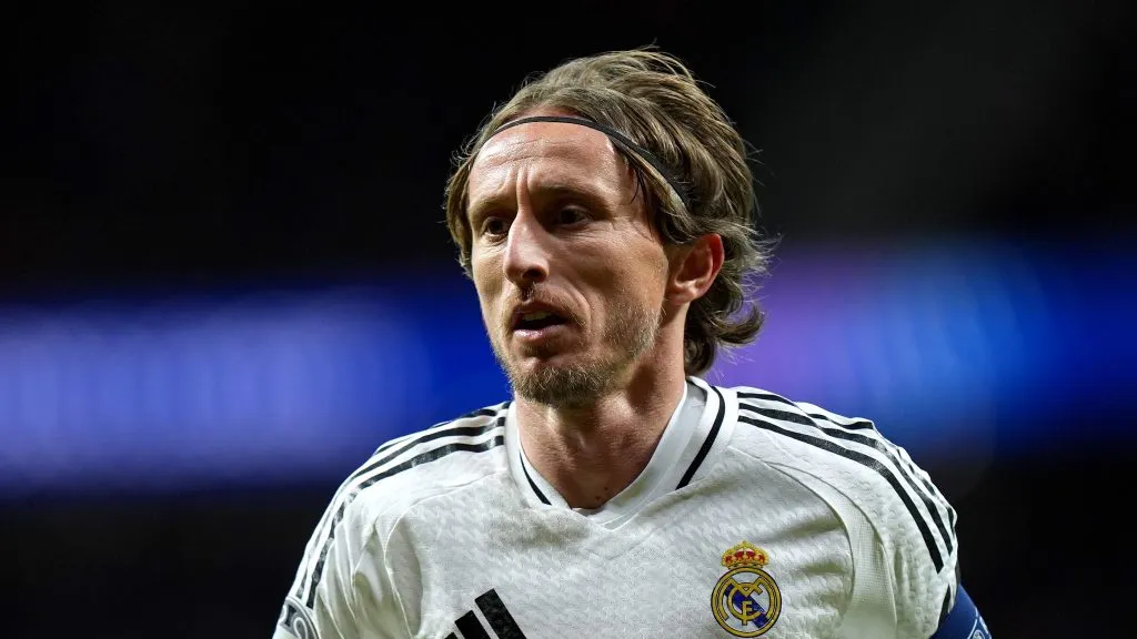 Modric em campo pelo Real Madrid. (Photo by Angel Martinez/Getty Images)