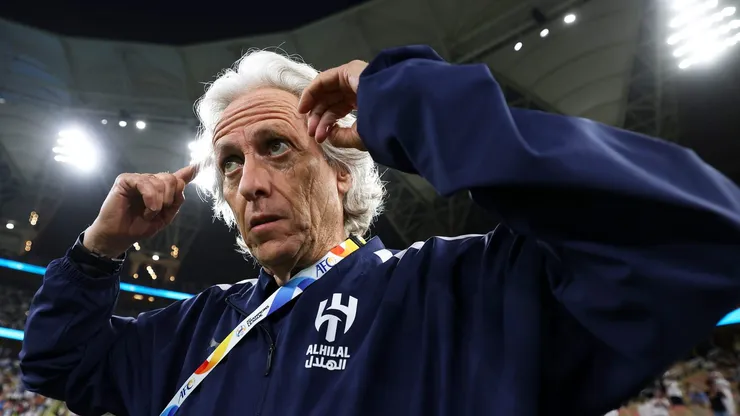 Jorge Jesus define prioridade antes de assumir a Seleção Brasileira. Foto: Yasser Bakhsh/Getty Images