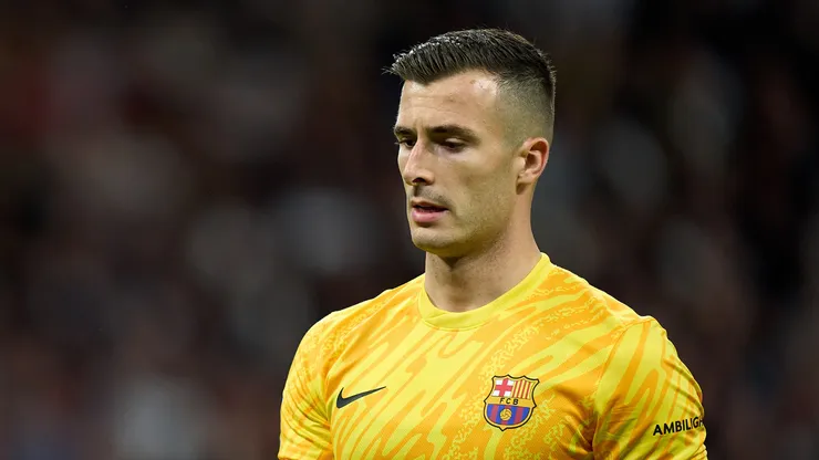 Iñaki Peña em jogo do Barcelona