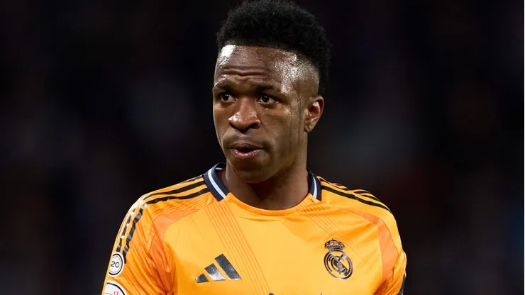 Por que Vinicius Júnior, do Real Madrid, não é candidato à Bola de Ouro 2025? (Photo by Juan Manuel Serrano Arce/Getty Images)