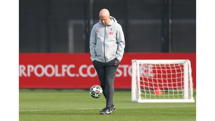 Arne Slot, técnico do Liverpool (Photo by Jan Kruger/Getty Images)