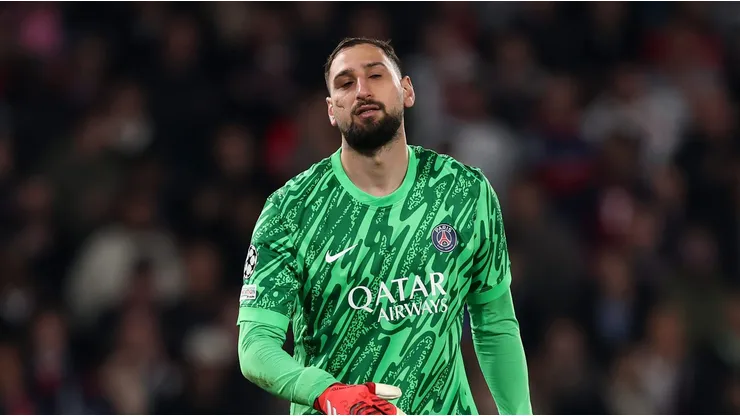Donnarumma quer renovar com o PSG em meio a interesse de Inter e Bayern.