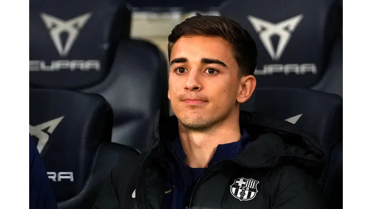 Gavi tinha acordo, mas o Barcelona resolveu a tempo. Foto: Alex Caparros/Getty Images