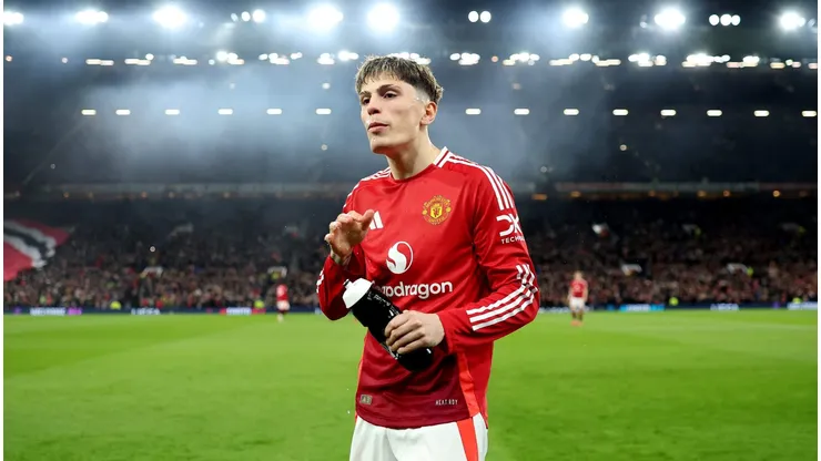 United vence na Premier League e atitude de Garnacho repercute na web.