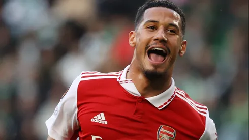 Zagueiro do Arsenal, Saliba, que é alvo do Real Madrid (Photo by Carlos Rodrigues/Getty Images)