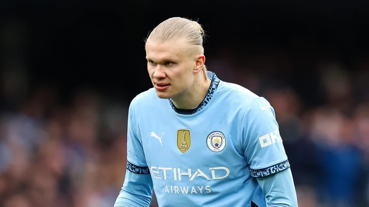 Haaland pressiona Manchester City sobre saída.