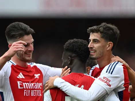 Arsenal negocia renovação de Saka antes de seu retorno aos campos