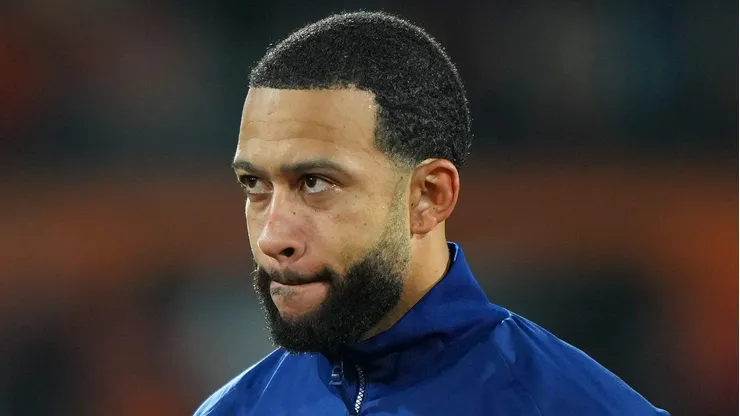 Torcedores do Corinthians causam revolta de holandes na Nations League e situação 'sobra' para Memphis Depay. (Photo by Alex Bierens de Haan/Getty Images)