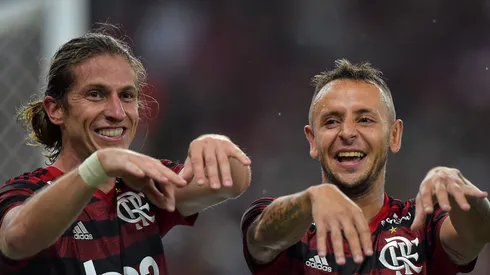 Rafinha e Filipe Luís podem reeditar dupla no Flamengo