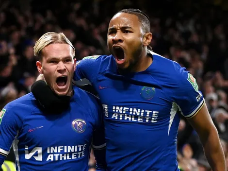 Manchester United quer anunciar Mudryk, do Chelsea