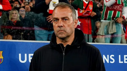 Hansi Flick, técnico do Barcelona, perde a paciência ao falar do Real Madrid.