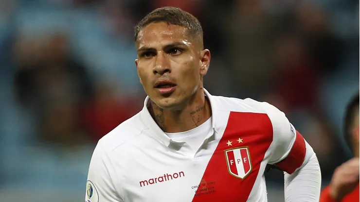 Fiel discute volta de Guerrero ao Corinthians.