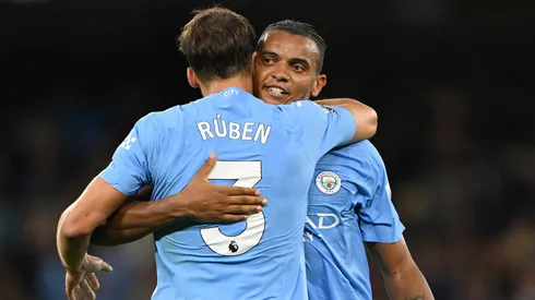Manuel Akanji e Rúben Dias juntos pelo Manchester City