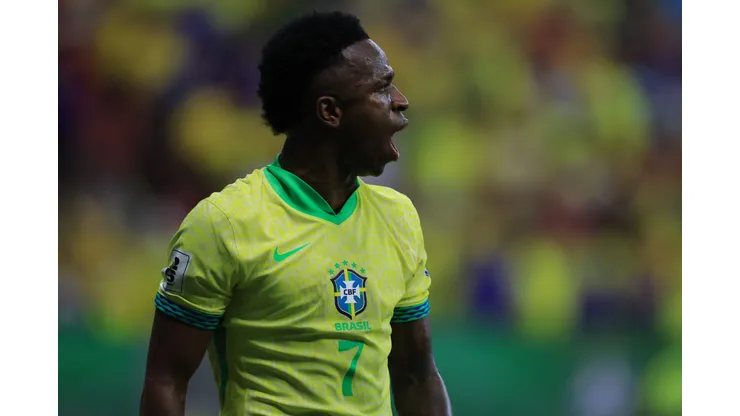 Vini Jr. em campo pela Seleção (Photo by Buda Mendes/Getty Images)