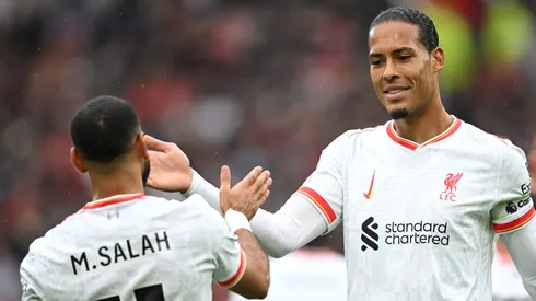 Van Dijk e Salah, do Liverpool (Photo by Michael Regan/Getty Images)