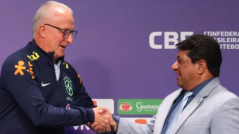 Ednaldo Rodrigues e Dorival Junior pela Seleção Brasileira (Photo by Lucas Figueiredo/Getty Images)