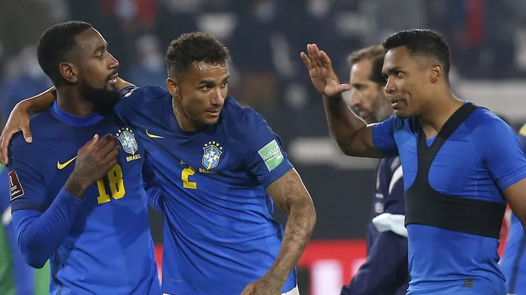 Ex-Juventus amarga permanência no departamento médico do Flamengo. Foto: Claudio Reyes - Pool/Getty Images