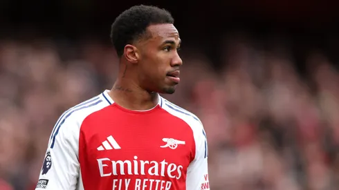 Gabriel Magalhães é fundamental no Arsenal (Photo by Alex Pantling/Getty Images)