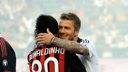 Enquanto o Real Madrid garantiu sua contratação, o Barcelona, que também o almejava, acabou apostando em Ronaldinho, cujo sucesso posterior ajudou a revitalizar o clube catalão. (Foto de Kevork Djansezian/Getty Images))